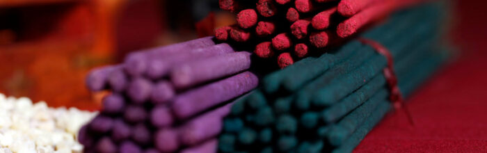 Incesnse smudges resins